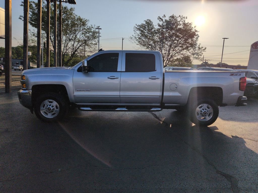 Used 2018 Chevrolet Silverado 2500 LT w/ All Star Edition AWD/4WD image 2