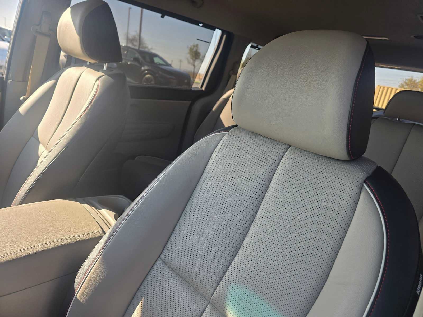 Used 2020 Kia Sedona EX FWD image 22