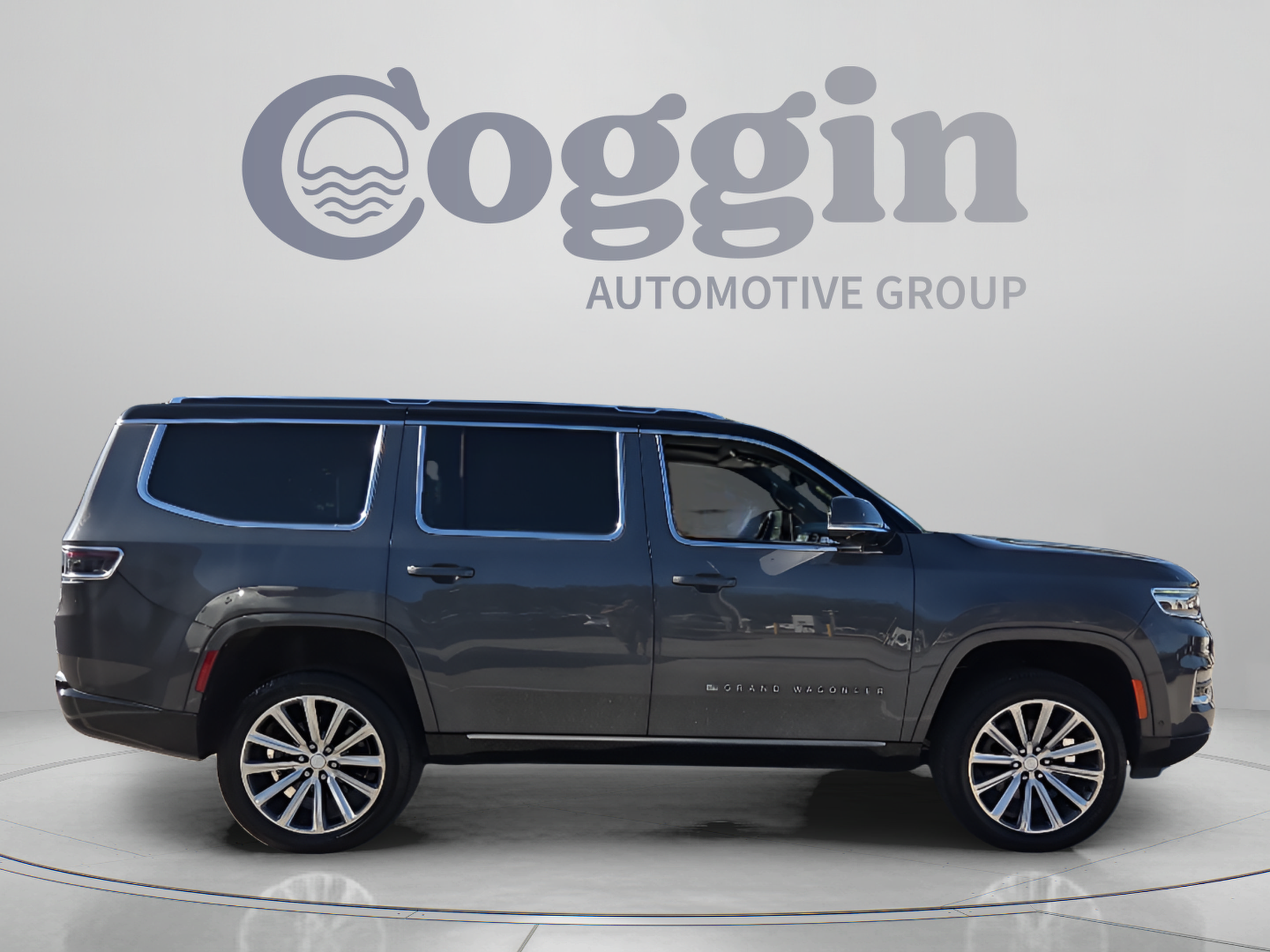 Used 2022 Jeep Grand Wagoneer Series II w/ Convenience Group III AWD/4WD image 6