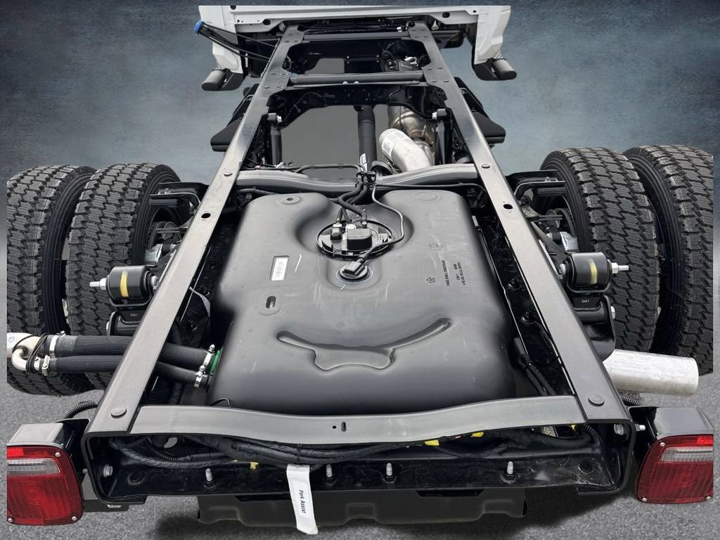 New 2026 RAM 5500 Tradesman image 7