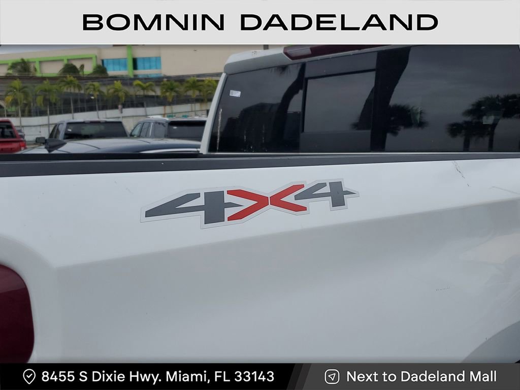 Used 2023 Chevrolet Silverado 1500 RST w/ Redline Edition image 7