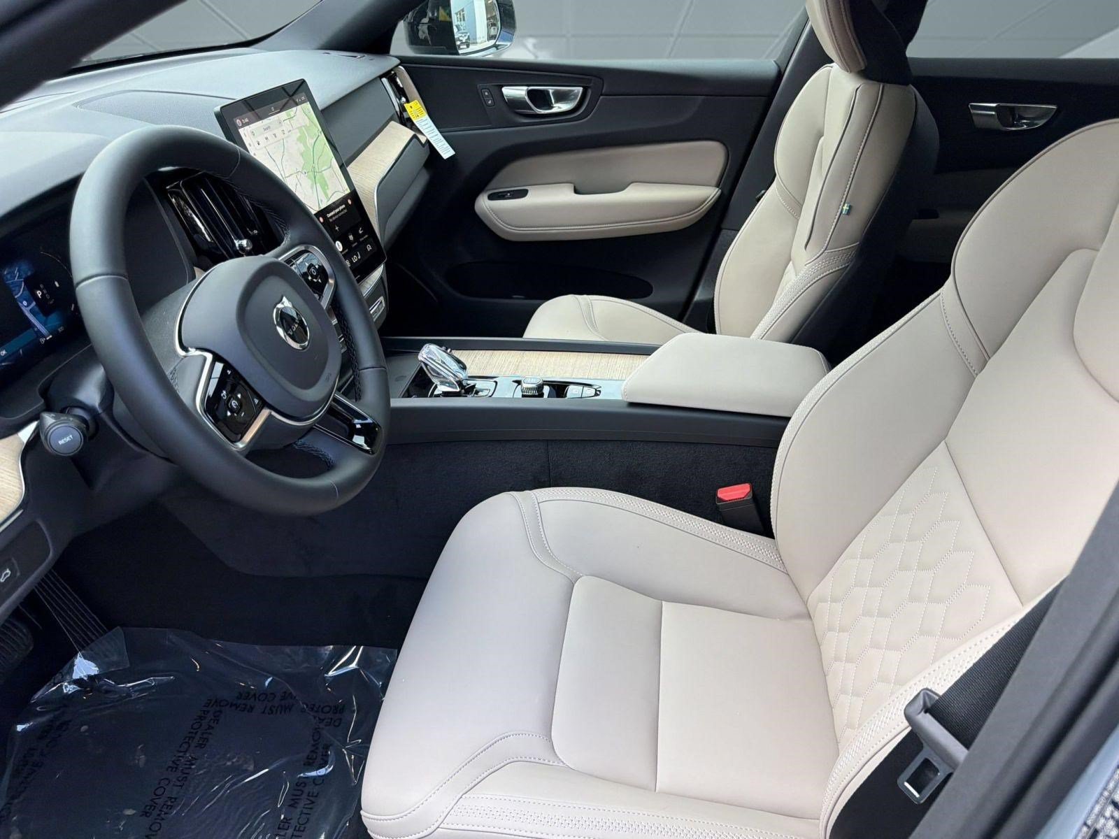 New 2026 Volvo XC60 B5 Plus w/ Climate Package AWD/4WD image 5