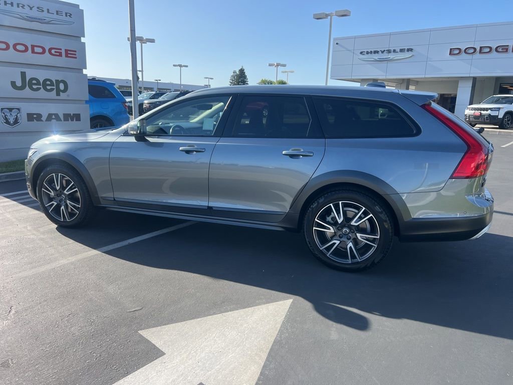 Used 2017 Volvo V90 T6 Cross Country AWD/4WD image 20