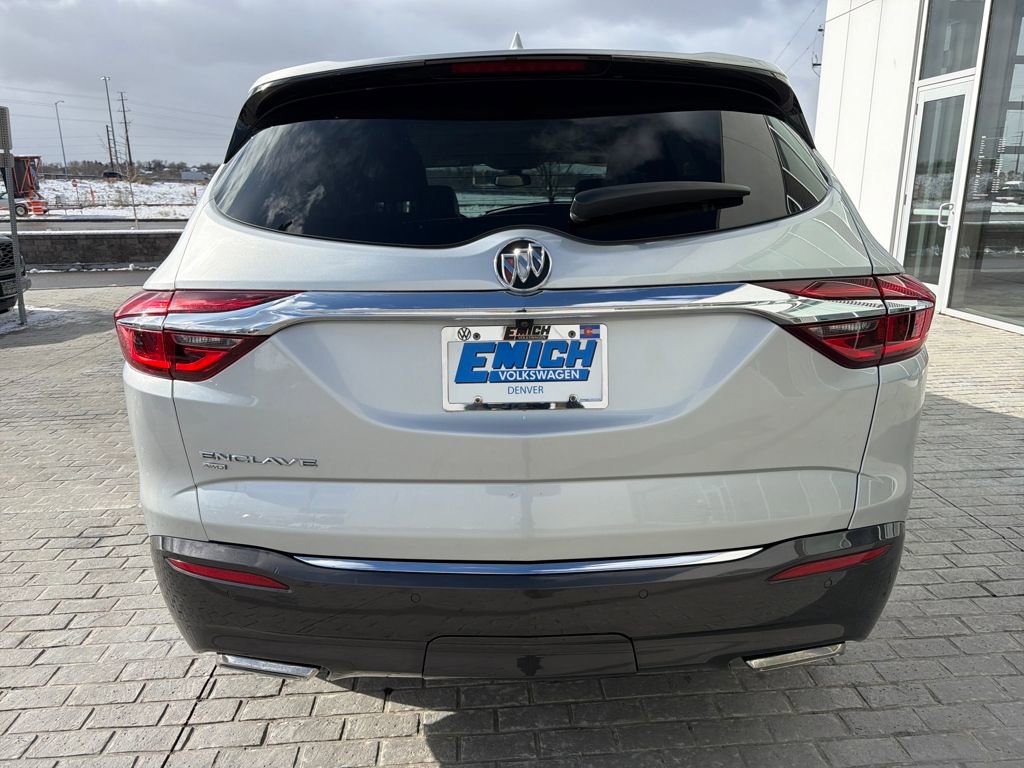 Used 2021 Buick Enclave Essence w/ Sound and Sites Package image 4