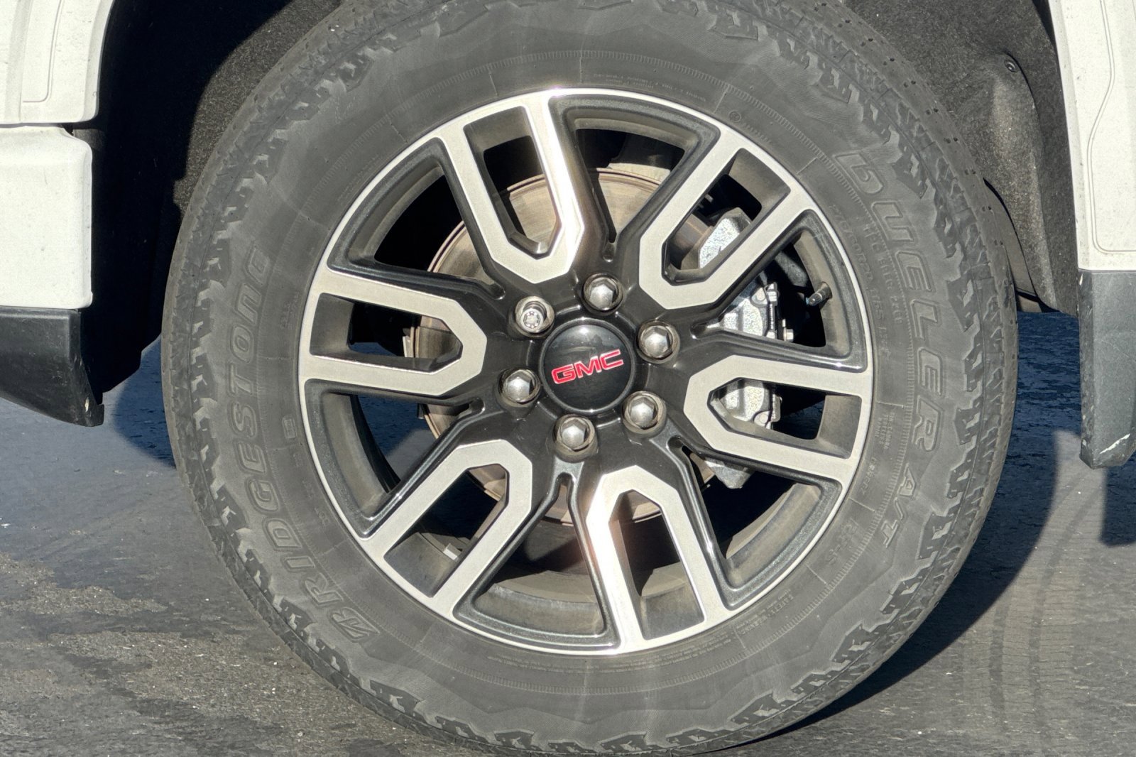 Used 2022 GMC Sierra 1500 AT4 w/ AT4 Premium Package image 48