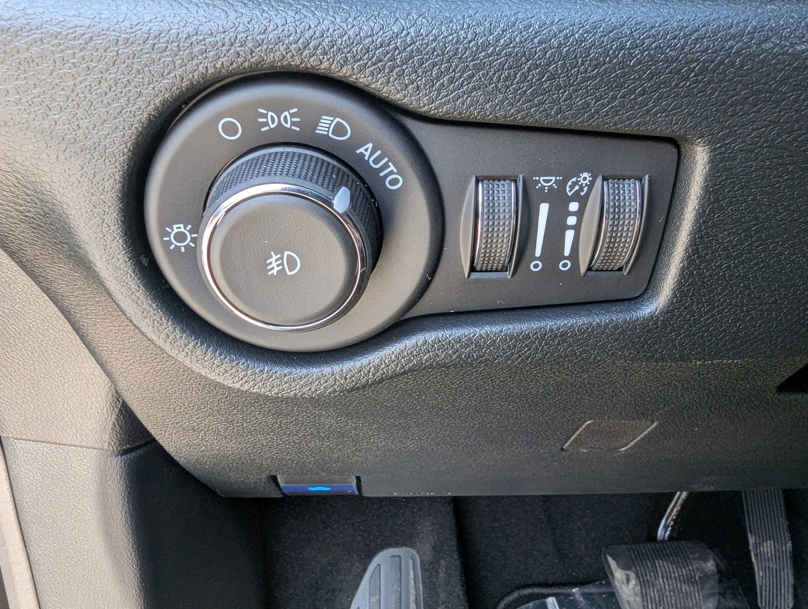 New 2026 Chrysler Pacifica Select image 24