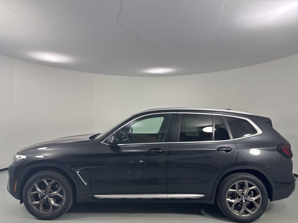Certified 2023 BMW X3 xDrive30i w/ Premium Package image 4