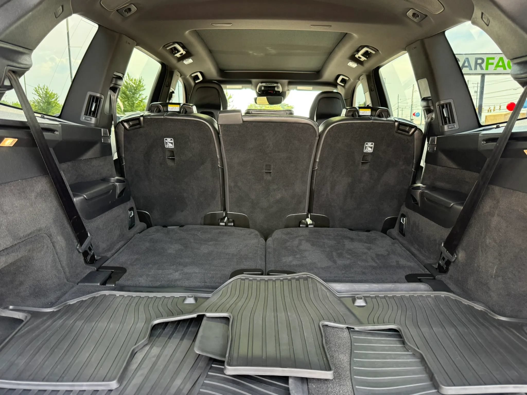 Used 2016 Volvo XC90 T6 R-Design AWD/4WD image 12
