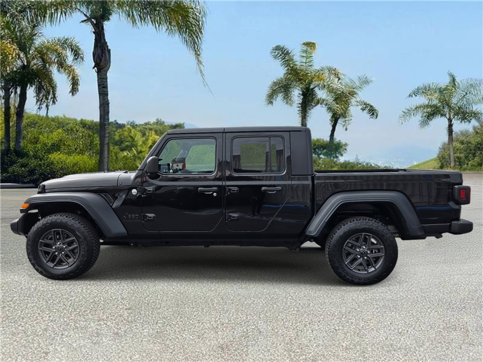 Certified 2020 Jeep Gladiator Sport w/ Quick Order Package 24S image 2