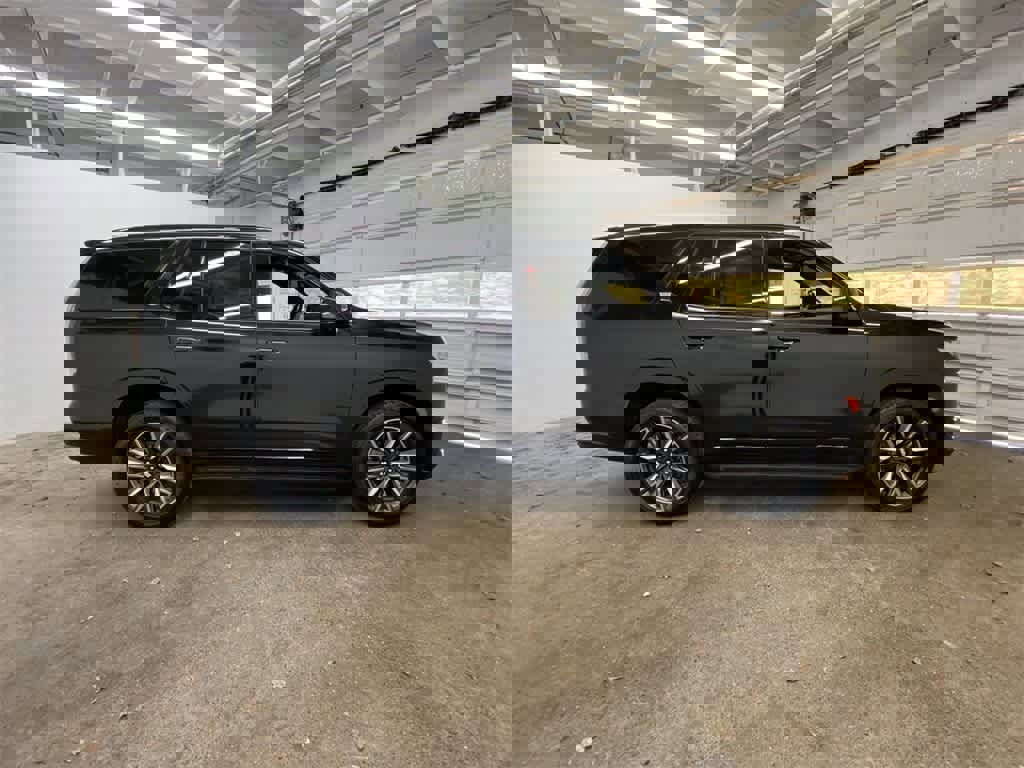 Certified 2024 Cadillac Escalade Sport image 7