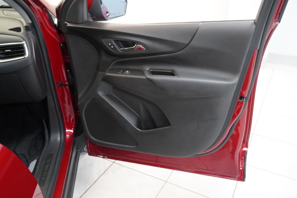 Used 2024 Chevrolet Equinox LT w/ LPO, Floor Liner Package AWD/4WD image 28