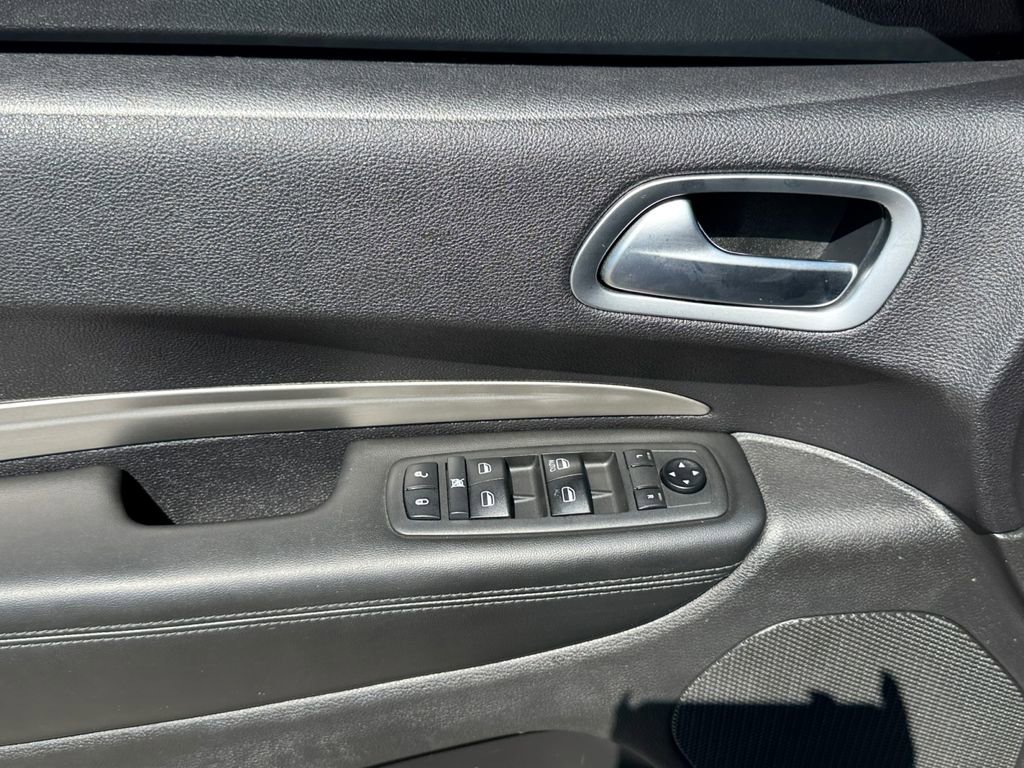 Used 2019 Dodge Durango SXT RWD image 23