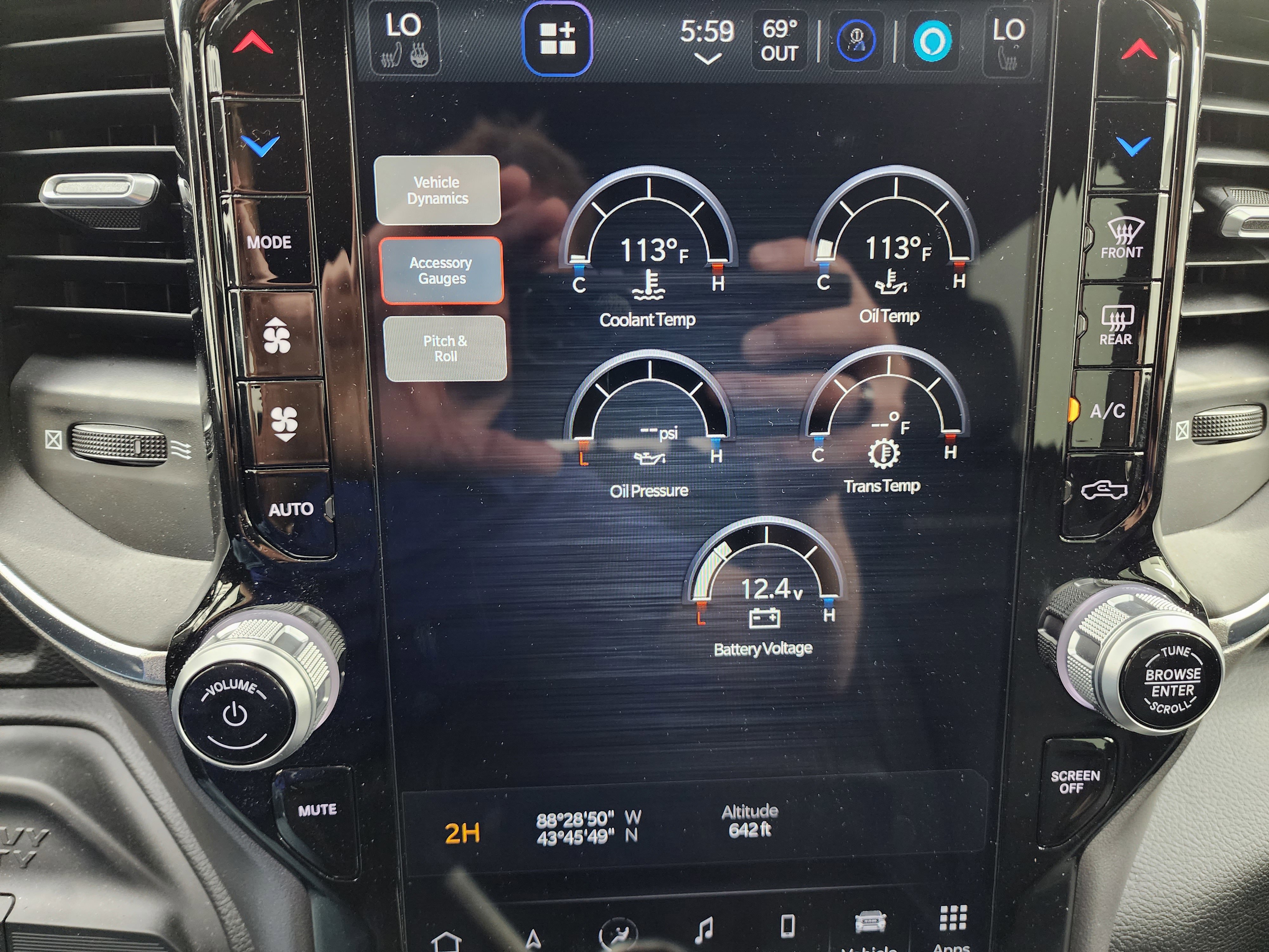 Used 2024 RAM 2500 Laramie w/ Night Edition image 66