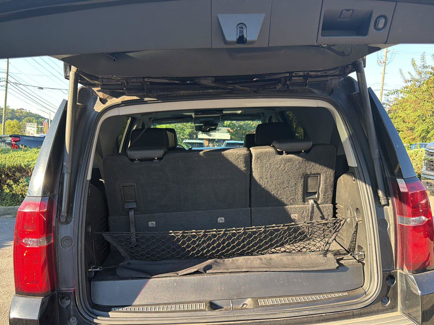 Used 2019 Chevrolet Tahoe LT AWD/4WD image 17