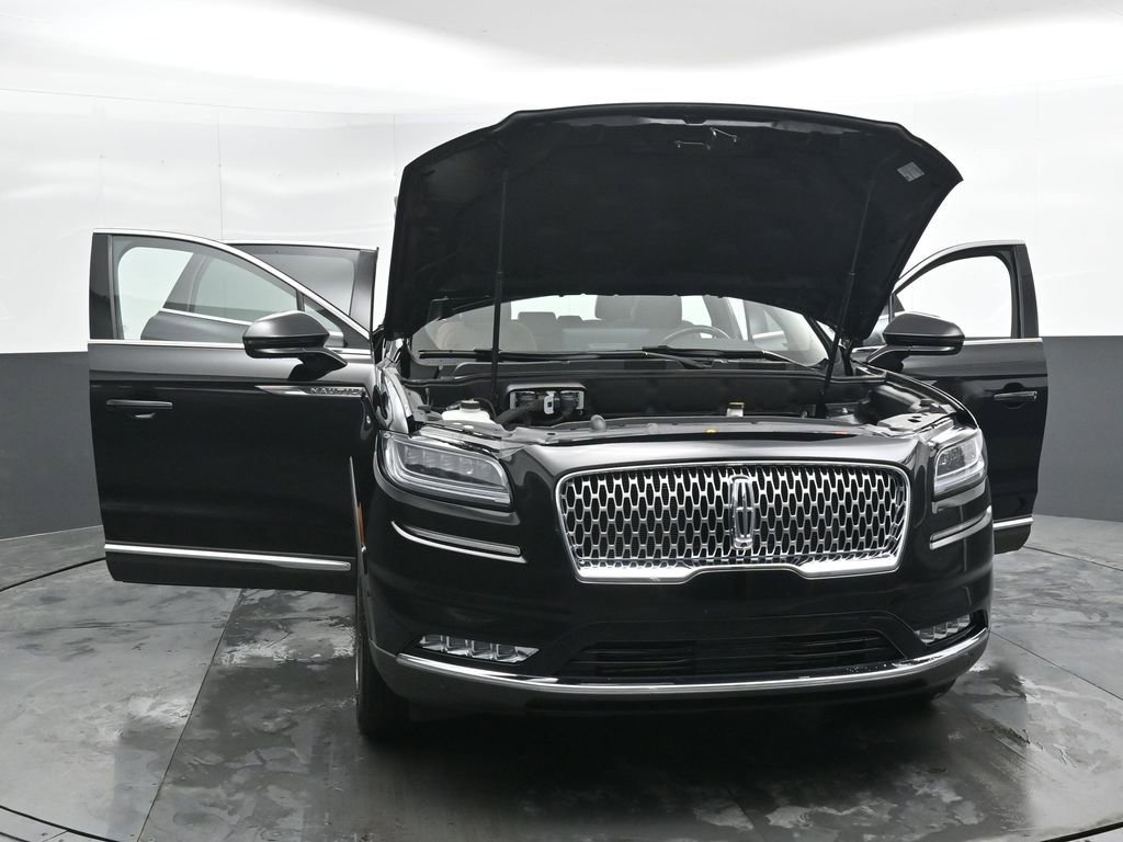 Used 2022 Lincoln Nautilus Reserve w/ Equipment Group 202A image 55