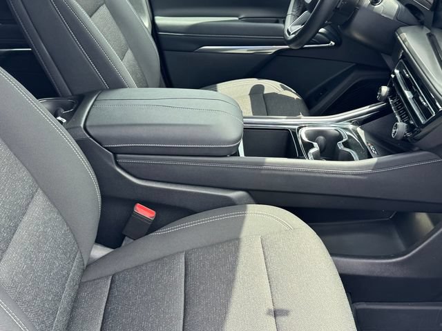 Used 2026 Chevrolet Traverse LT w/ LPO, Floor Liner Package FWD image 5