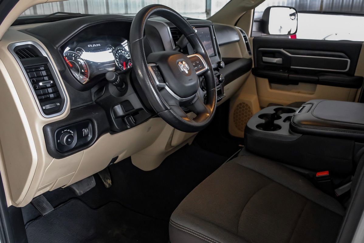 Used 2022 RAM 3500 Big Horn image 14
