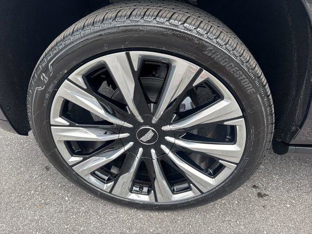 New 2025 Cadillac Escalade ESV Premium Luxury Platinum image 29