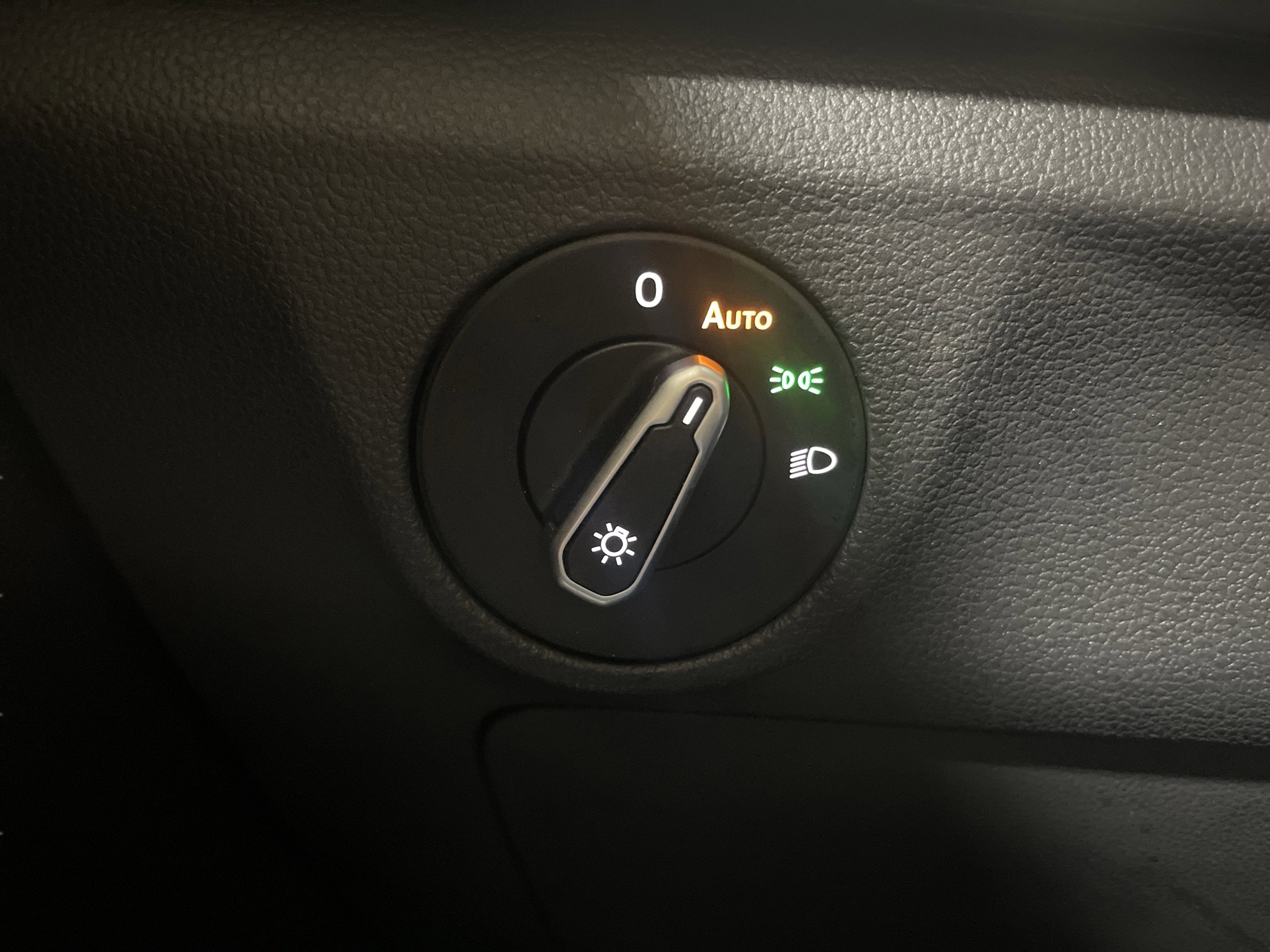 Used 2024 Volkswagen Jetta S image 18