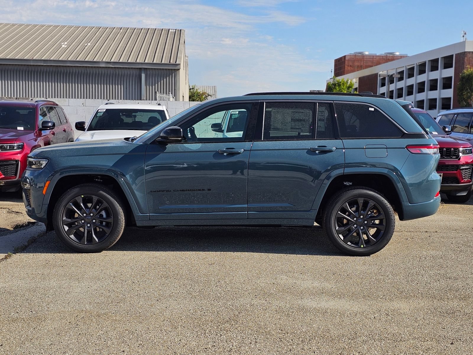 New 2026 Jeep Grand Cherokee Limited AWD/4WD image 4