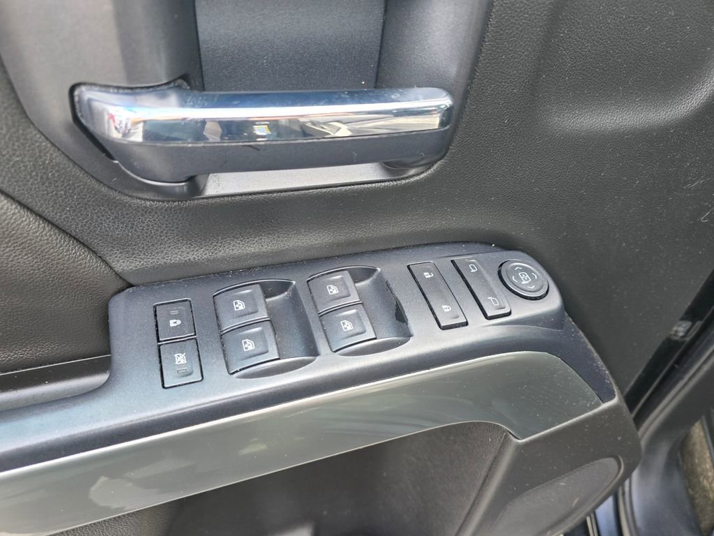 Used 2018 Chevrolet Silverado 1500 LT w/ All Star Edition AWD/4WD image 16