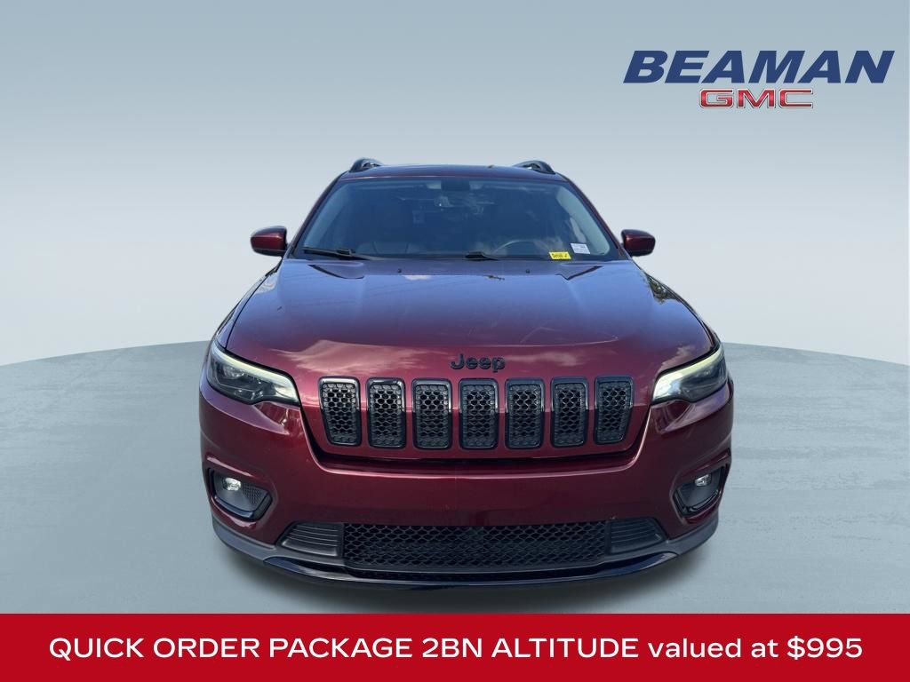 Used 2019 Jeep Cherokee Latitude Plus FWD image 2