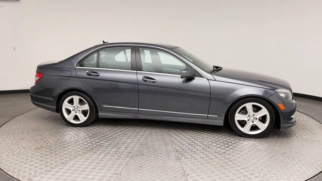 Used 2011 Mercedes-Benz C 300 4MATIC Sedan image 9