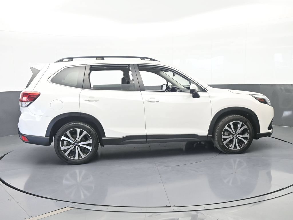 Used 2022 Subaru Forester Limited AWD/4WD image 7