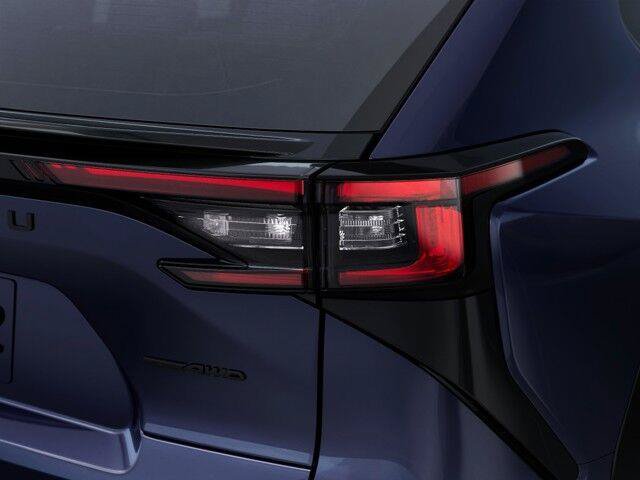 New 2026 Subaru Solterra AWD/4WD image 12