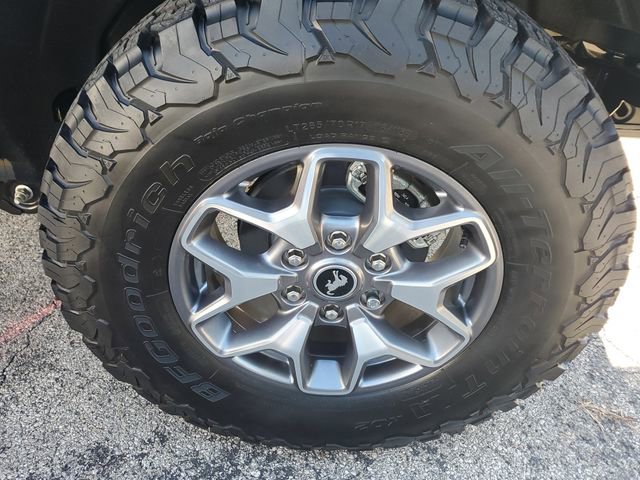 Used 2025 Ford Bronco Badlands AWD/4WD image 6