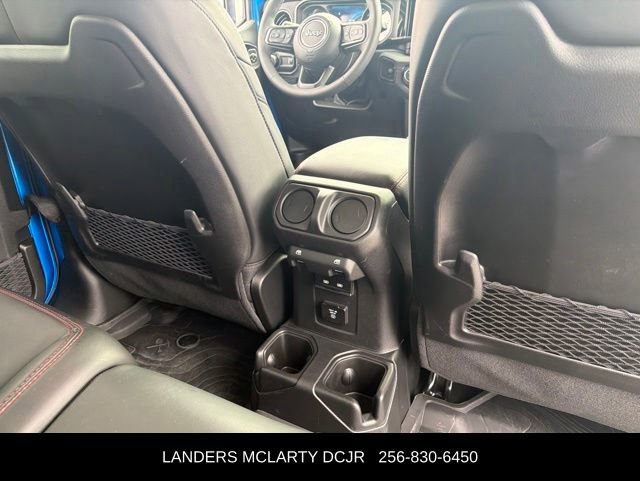 Used 2025 Jeep Gladiator Rubicon w/ Dual Top Group AWD/4WD image 20