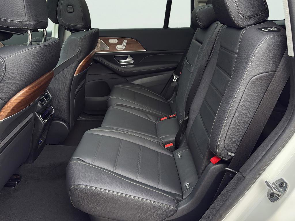 New 2026 Mercedes-Benz GLS 450 4MATIC image 20