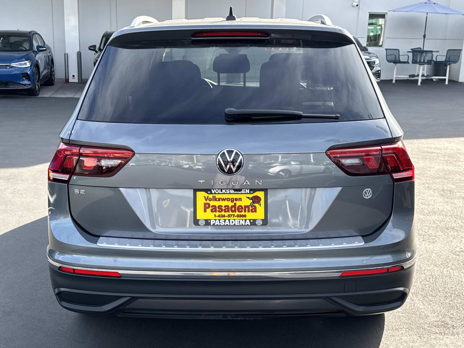 Certified 2023 Volkswagen Tiguan SE image 4