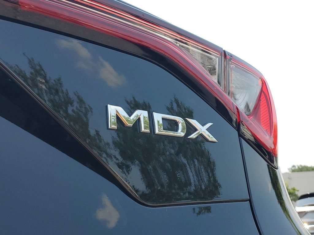 Certified 2026 Acura MDX w/ Technology Package FWD image 8