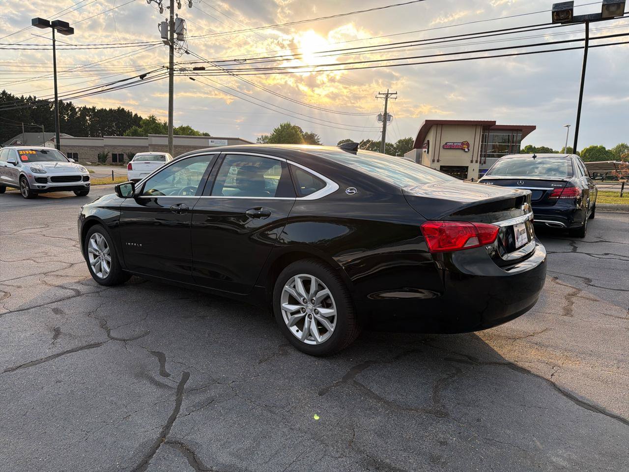 Used 2020 Chevrolet Impala LT FWD image 3