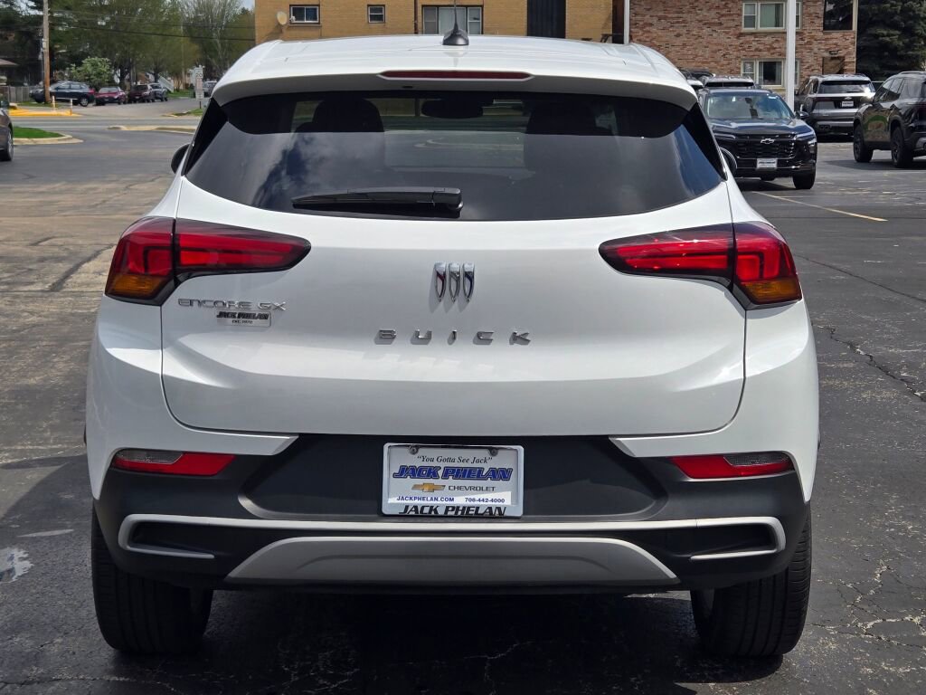 Certified 2025 Buick Encore GX Preferred FWD image 14