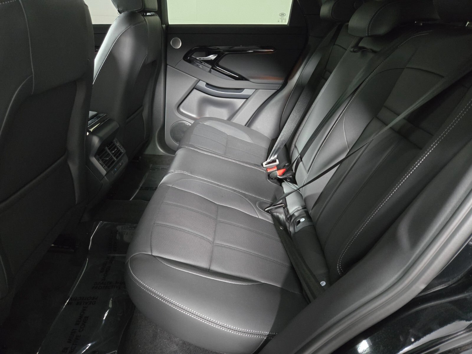 New 2026 Land Rover Range Rover Evoque Hoxton AWD/4WD image 5