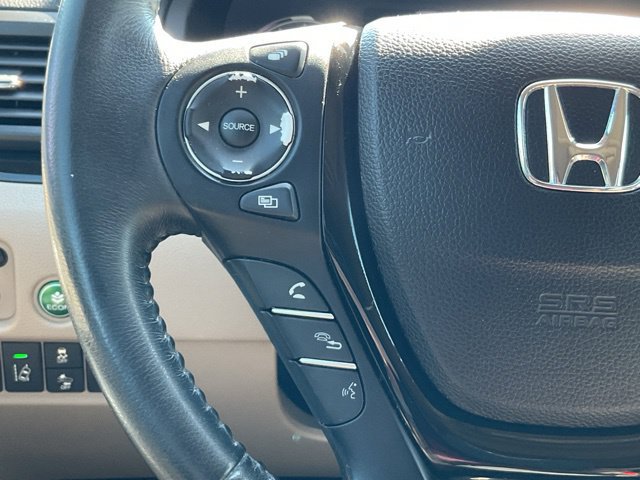Used 2016 Honda Pilot Touring image 29