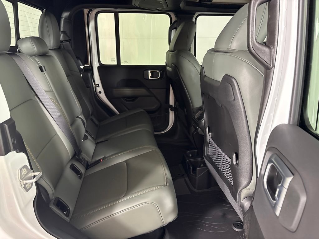 New 2026 Jeep Gladiator Mojave AWD/4WD image 19