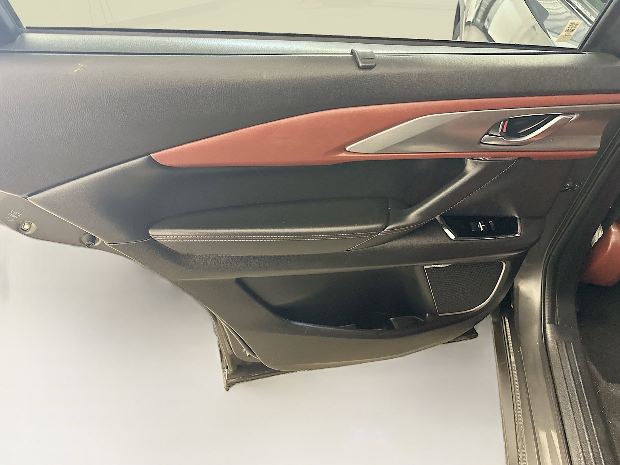 Used 2017 MAZDA CX-9 Signature image 27