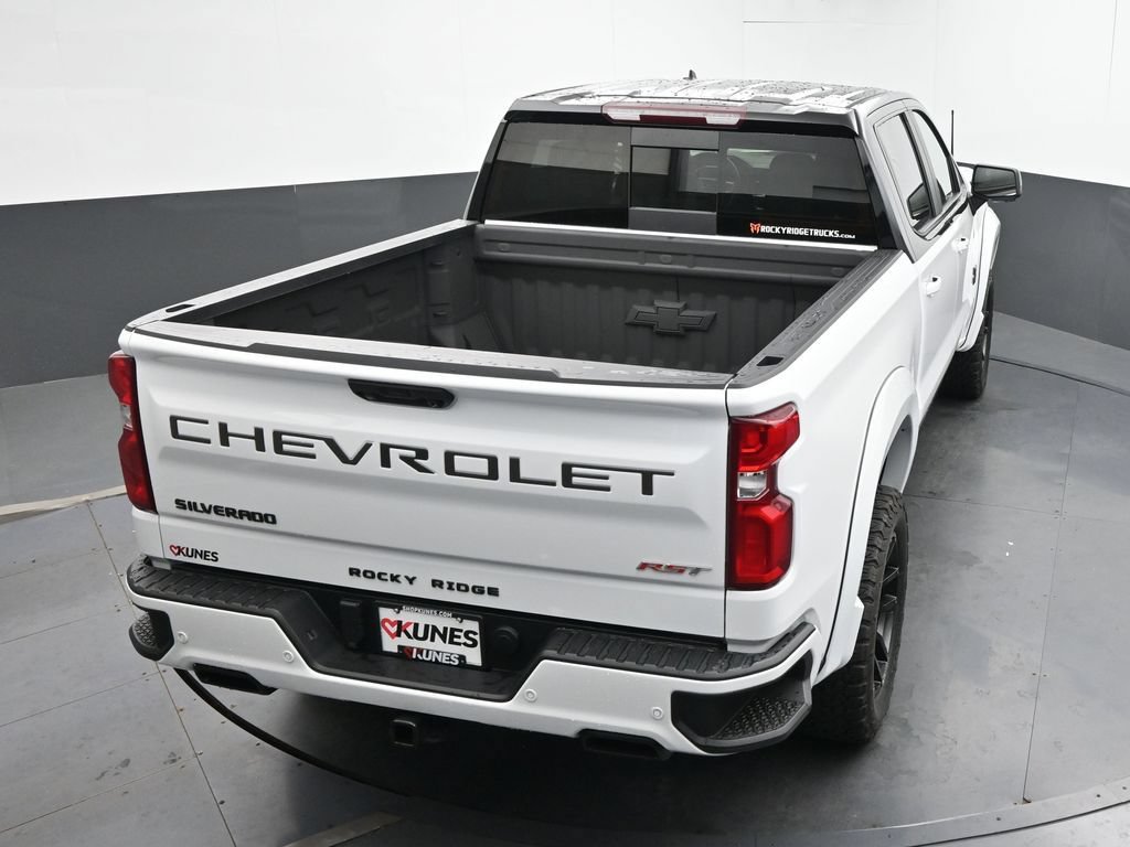 Used 2022 Chevrolet Silverado 1500 RST AWD/4WD image 42