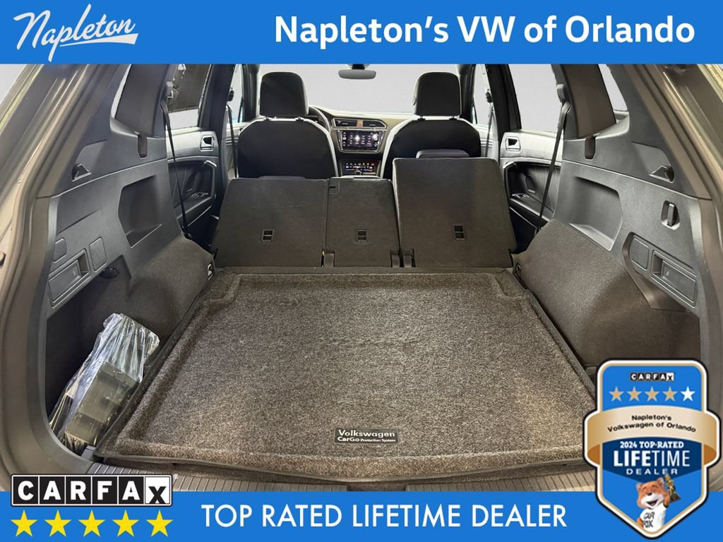 Used 2024 Volkswagen Tiguan SE R-Line AWD/4WD image 31
