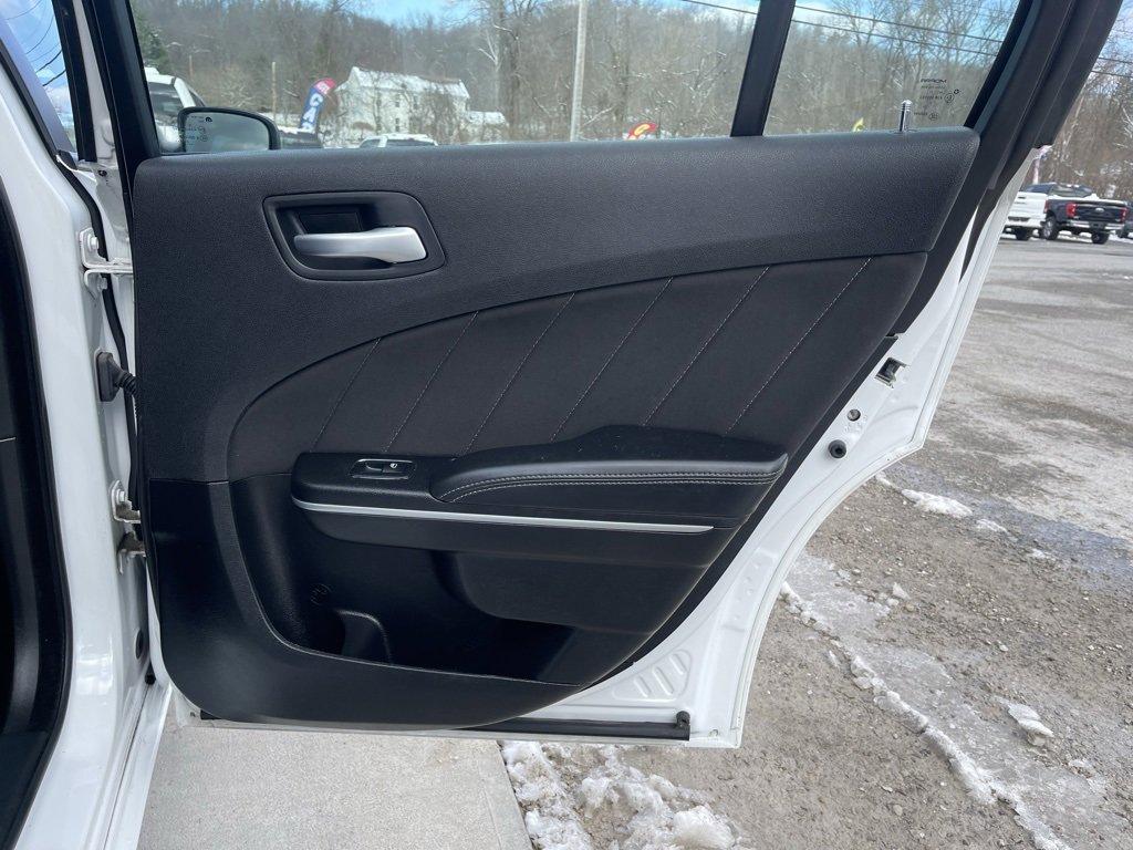 Used 2023 Dodge Charger SXT image 16