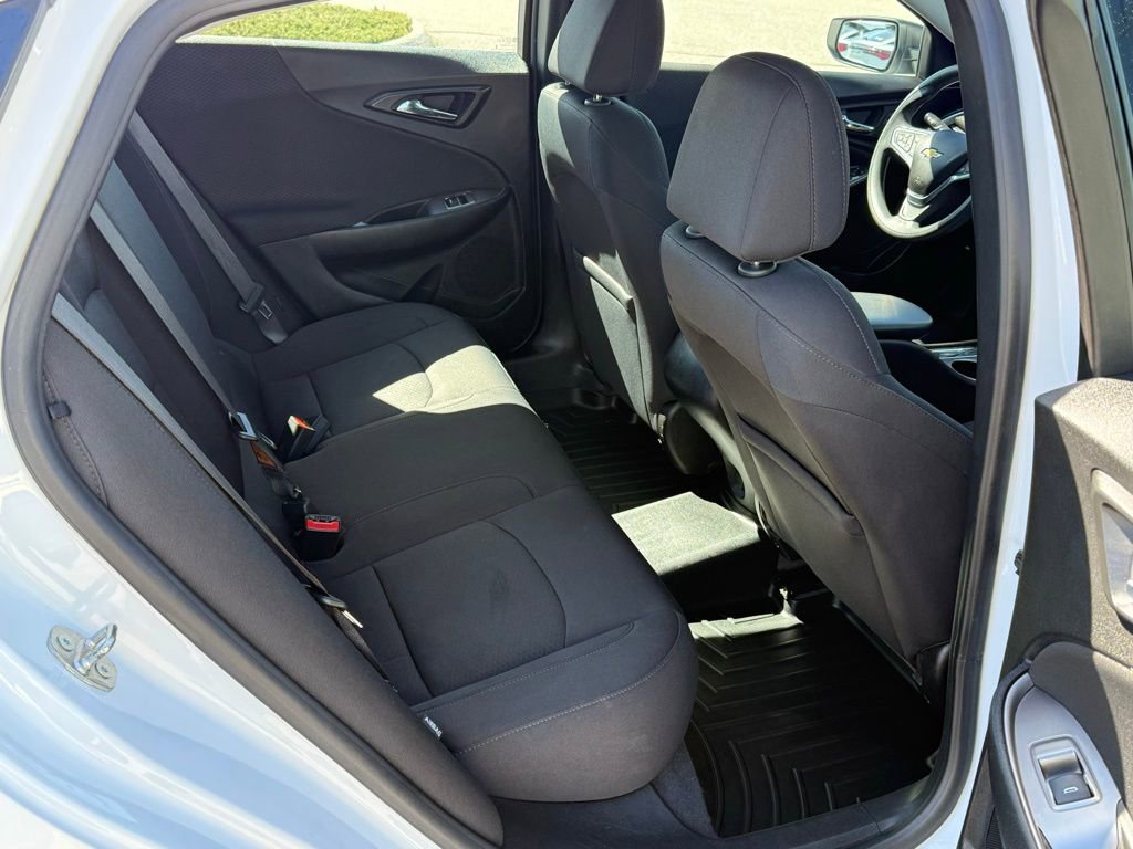 Used 2020 Chevrolet Malibu LS FWD image 14