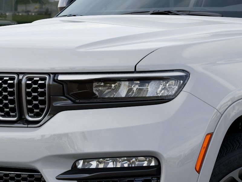 New 2025 Jeep Grand Cherokee Summit AWD/4WD image 11