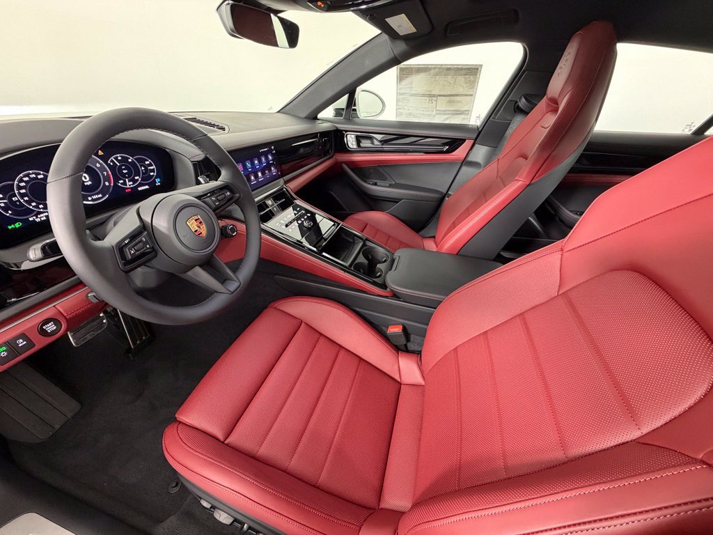 New 2026 Porsche Panamera RWD image 4