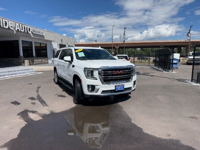 Used 2023 GMC Yukon XL SLT image 53