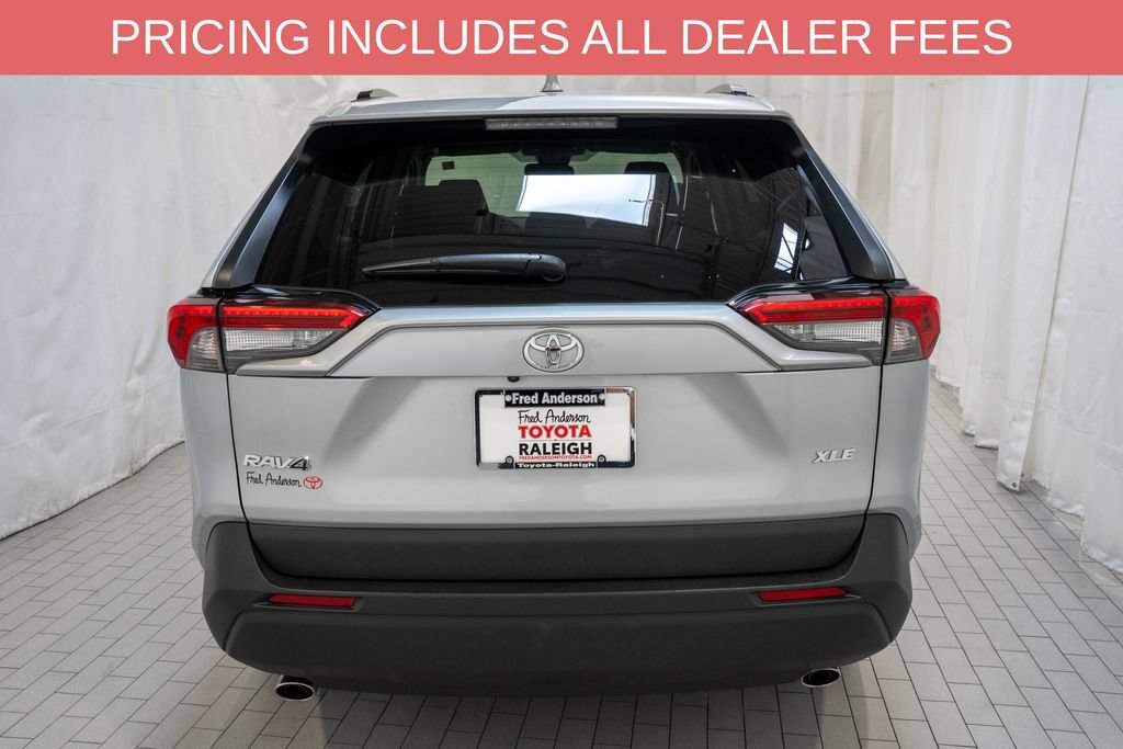 Certified 2025 Toyota RAV4 XLE FWD image 4