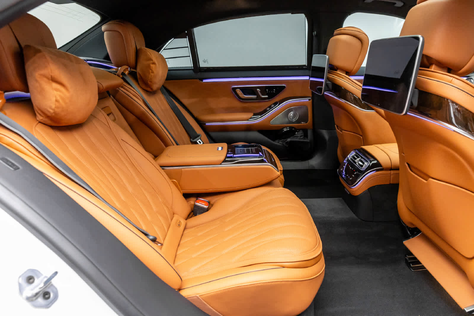 Used 2025 Mercedes-Benz S 63 AMG S w/ Rear Seat Package image 16