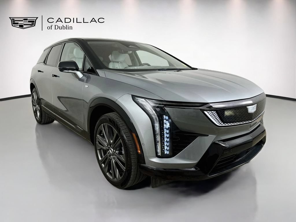 Certified 2025 Cadillac Optiq Sport 2 AWD/4WD image 3